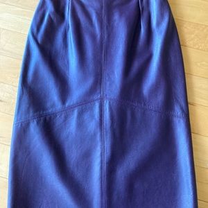 Vintage Peter Nygard dark plum 100% leather skirt
